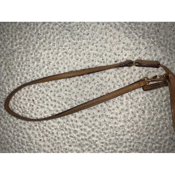 MCM - Picture 6 of 7